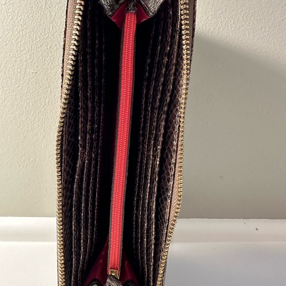 Elaine Turner bronze snakeskin wallet - Picture 6 of 7